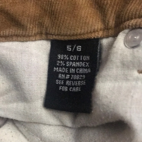 Corduroy - Picture 4 of 4